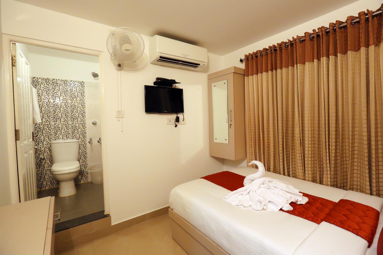 Hotel Swarna Residency Kochi 외부 사진