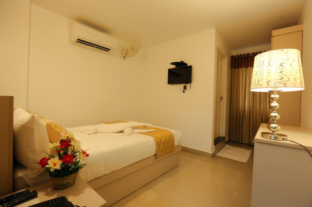 Hotel Swarna Residency Kochi 외부 사진